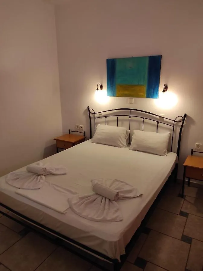 Chrouso Apartments パリウリ ギリシャ