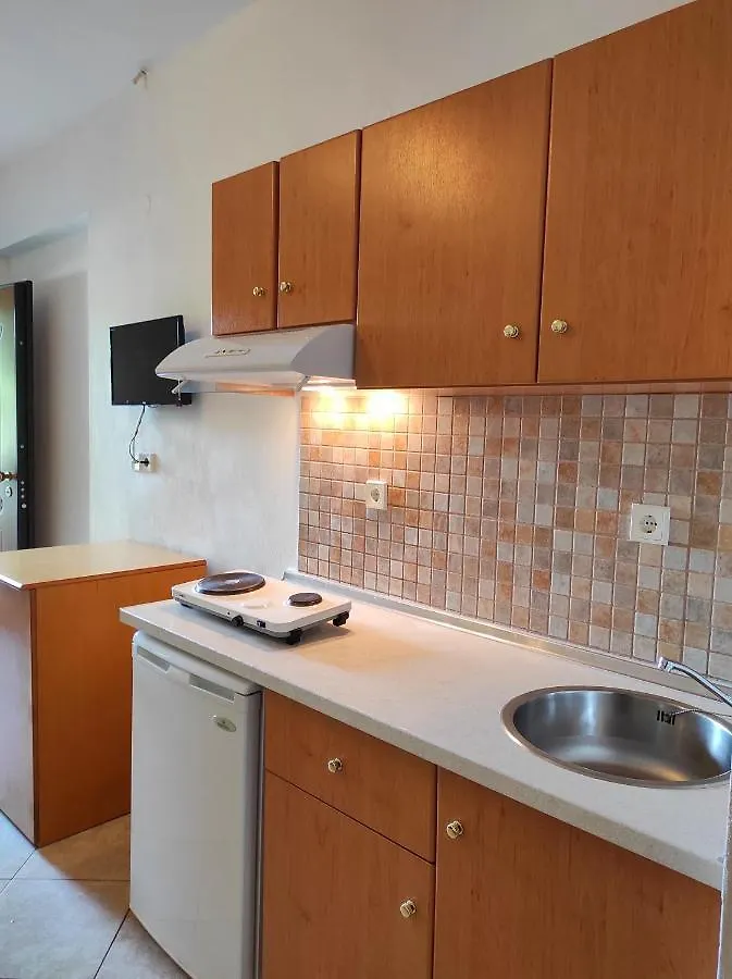 Chrouso Apartments 帕利乌里翁 公寓式酒店